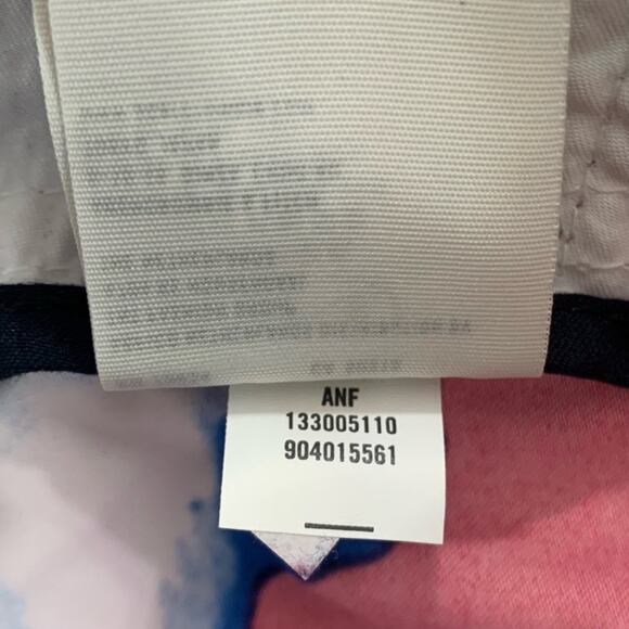 Abercrombie & Fitch Men's Swim Boardshorts Hibiscus Tropical  NWT  -  Size: XL - Picture 15 of 16